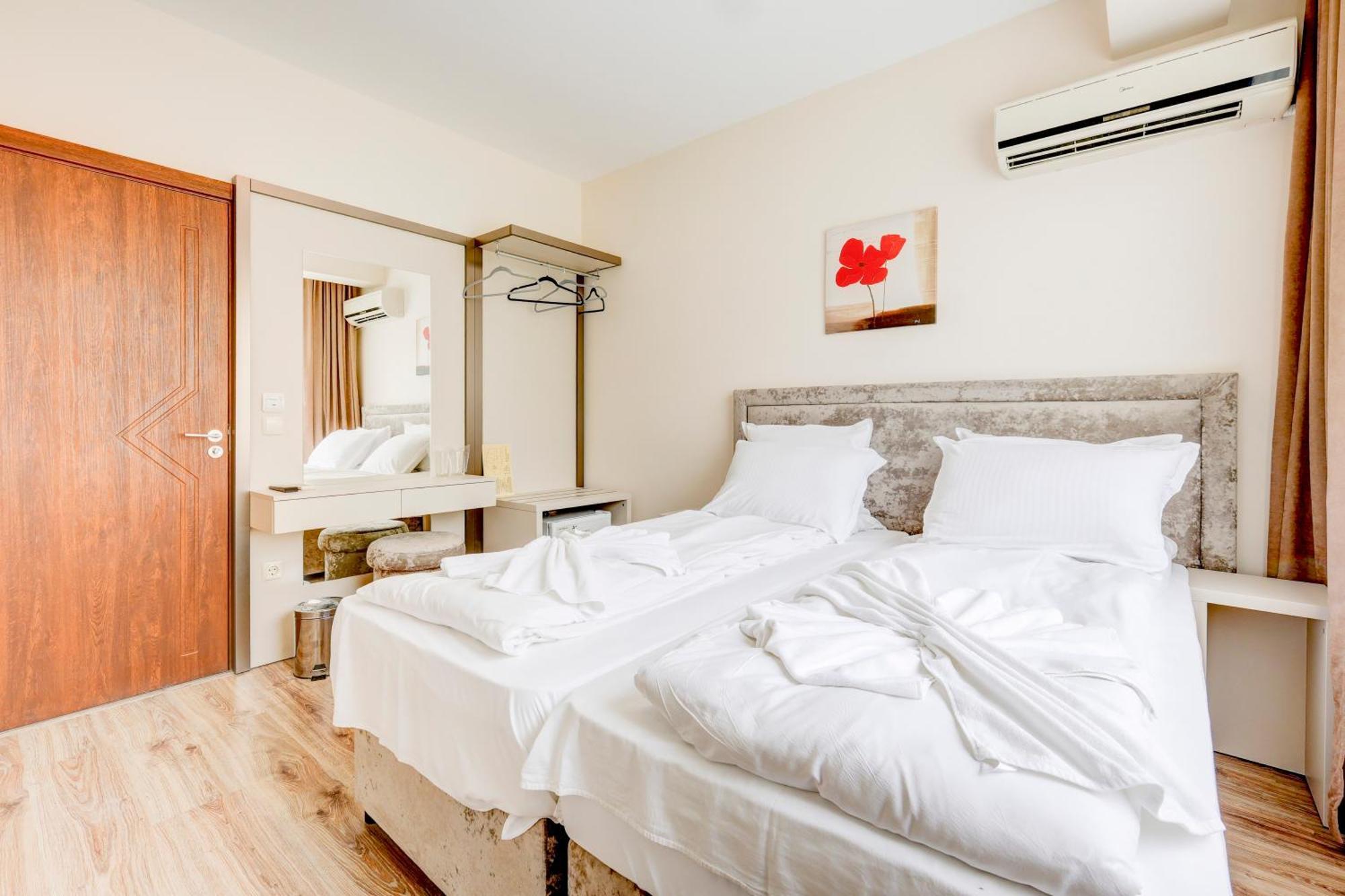 Jupiter 1 Family Hotel Balçık Dış mekan fotoğraf