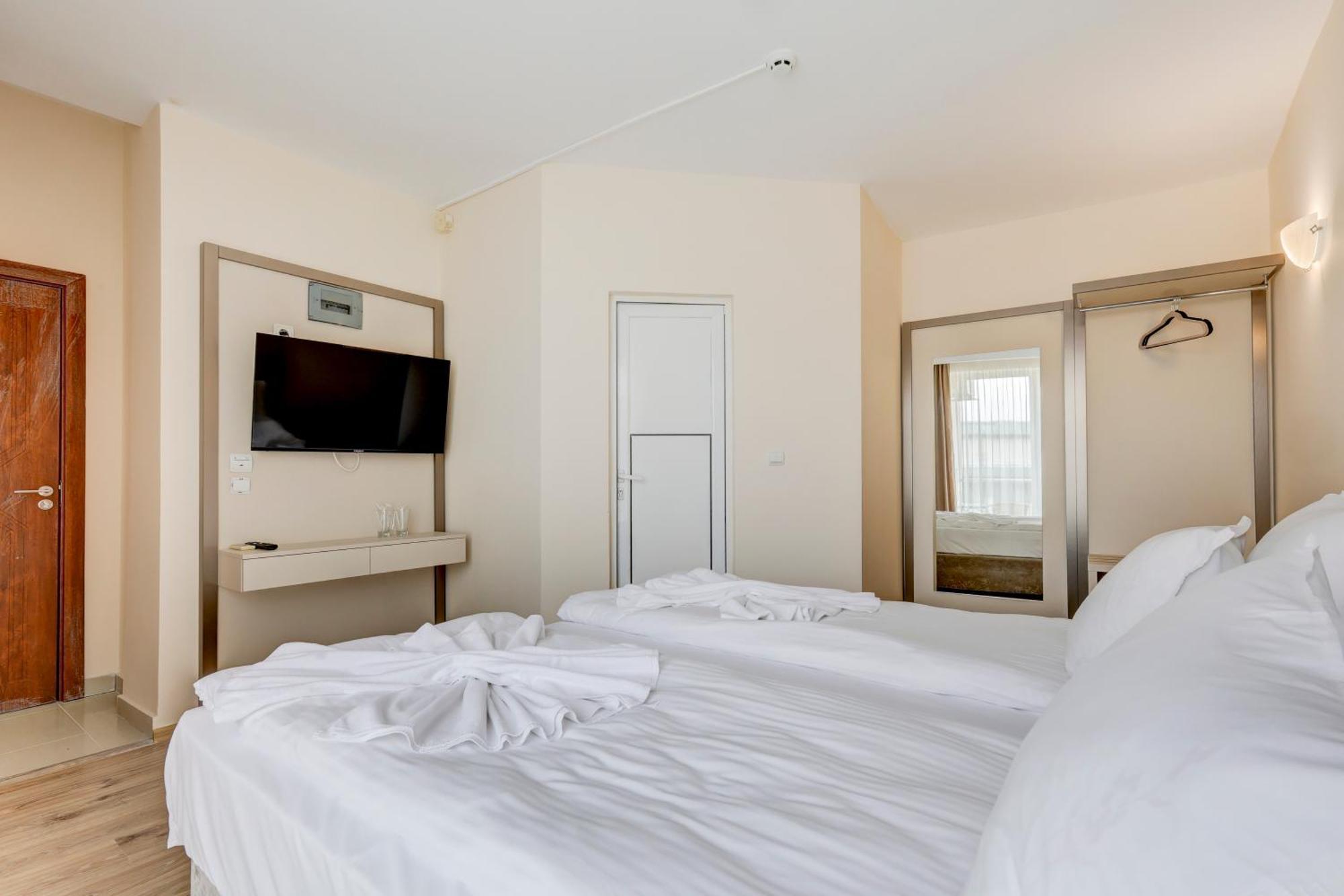 Jupiter 1 Family Hotel Balçık Dış mekan fotoğraf